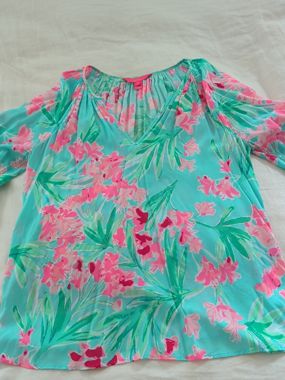 Lilly Pulitzer Women’s Top in Aqua and Pink